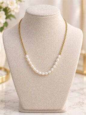 New Classic Gold Pearl Necklace - Elegant White Pearls